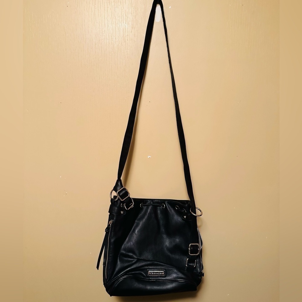 STEVE Madden Black Bucket Drawstring Shoulder Bag